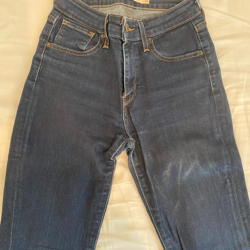 Levi’s high rise skinny jeans.
